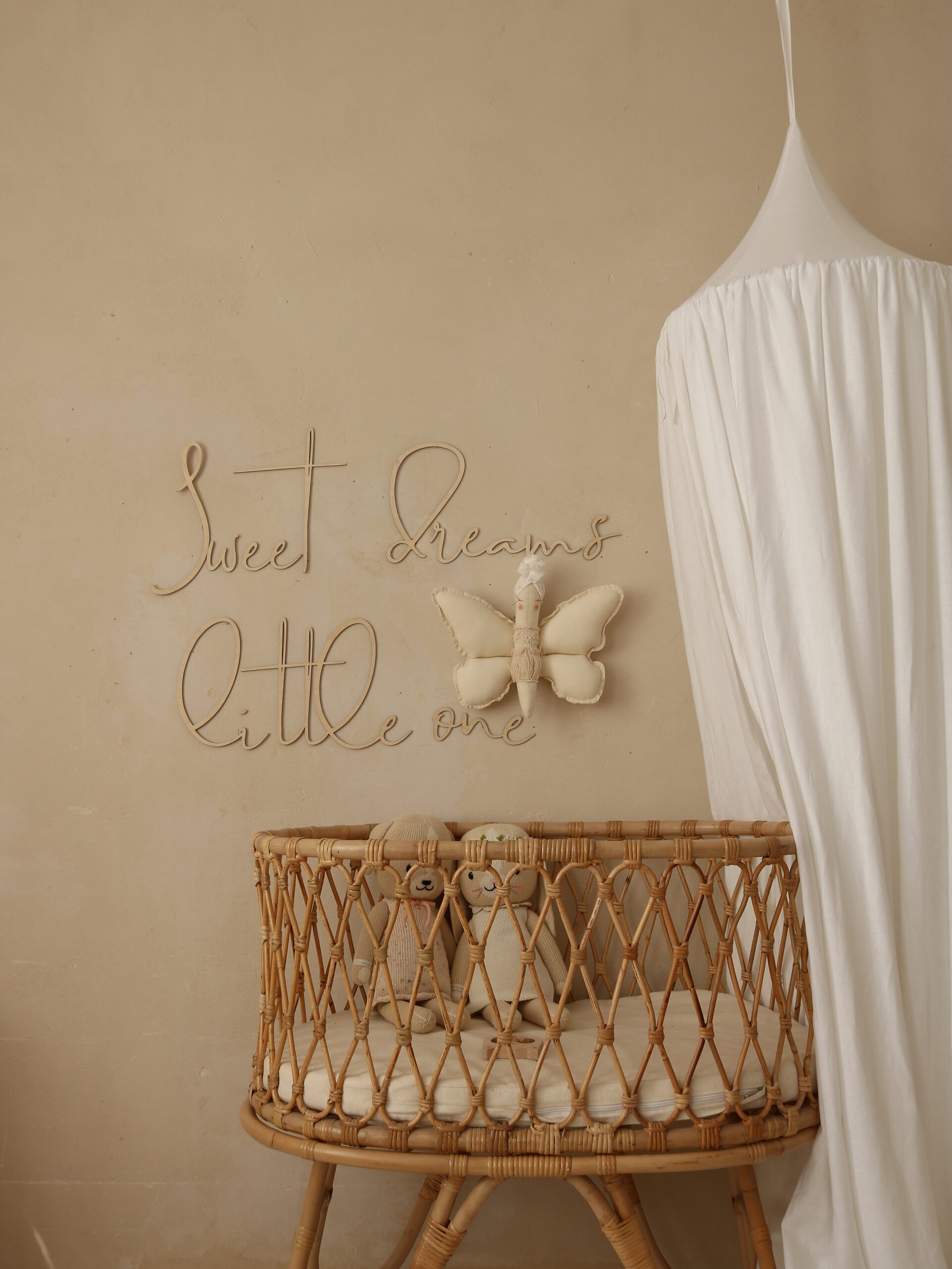 Medinis sienos užrašas „Sweet Dreams Little One“ - Image 3