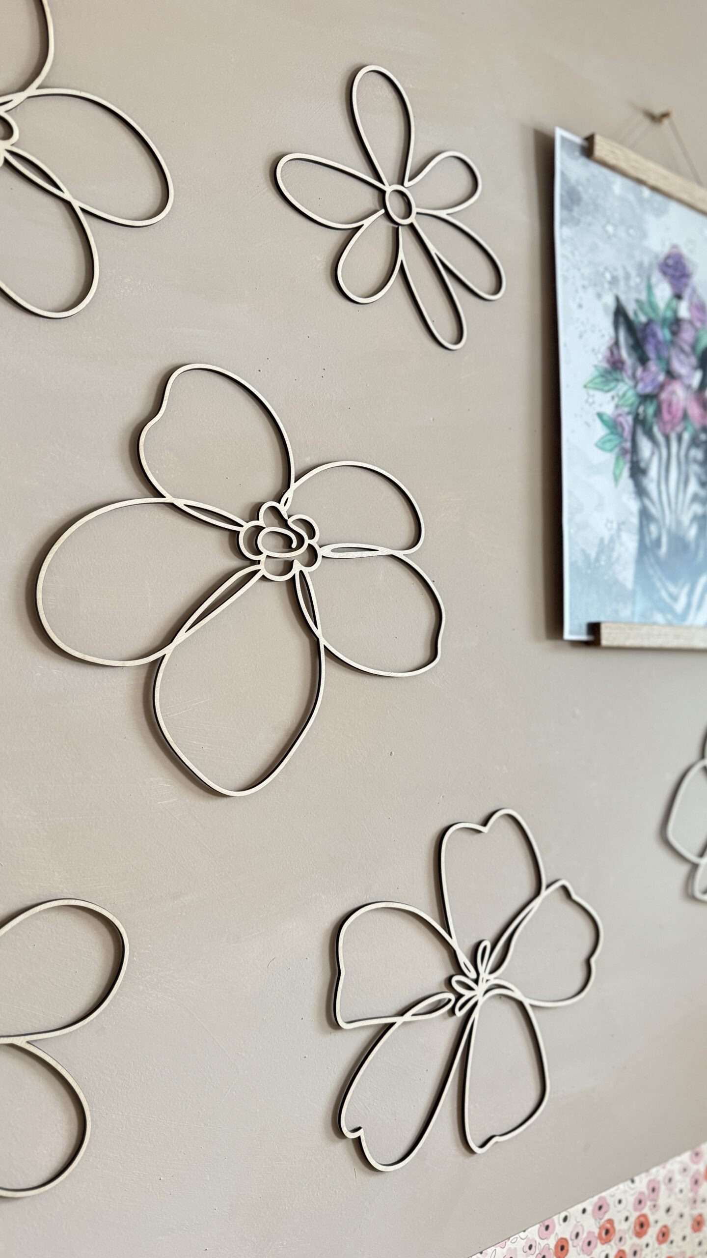 Medinė sienos dekoracija „Gėlės”