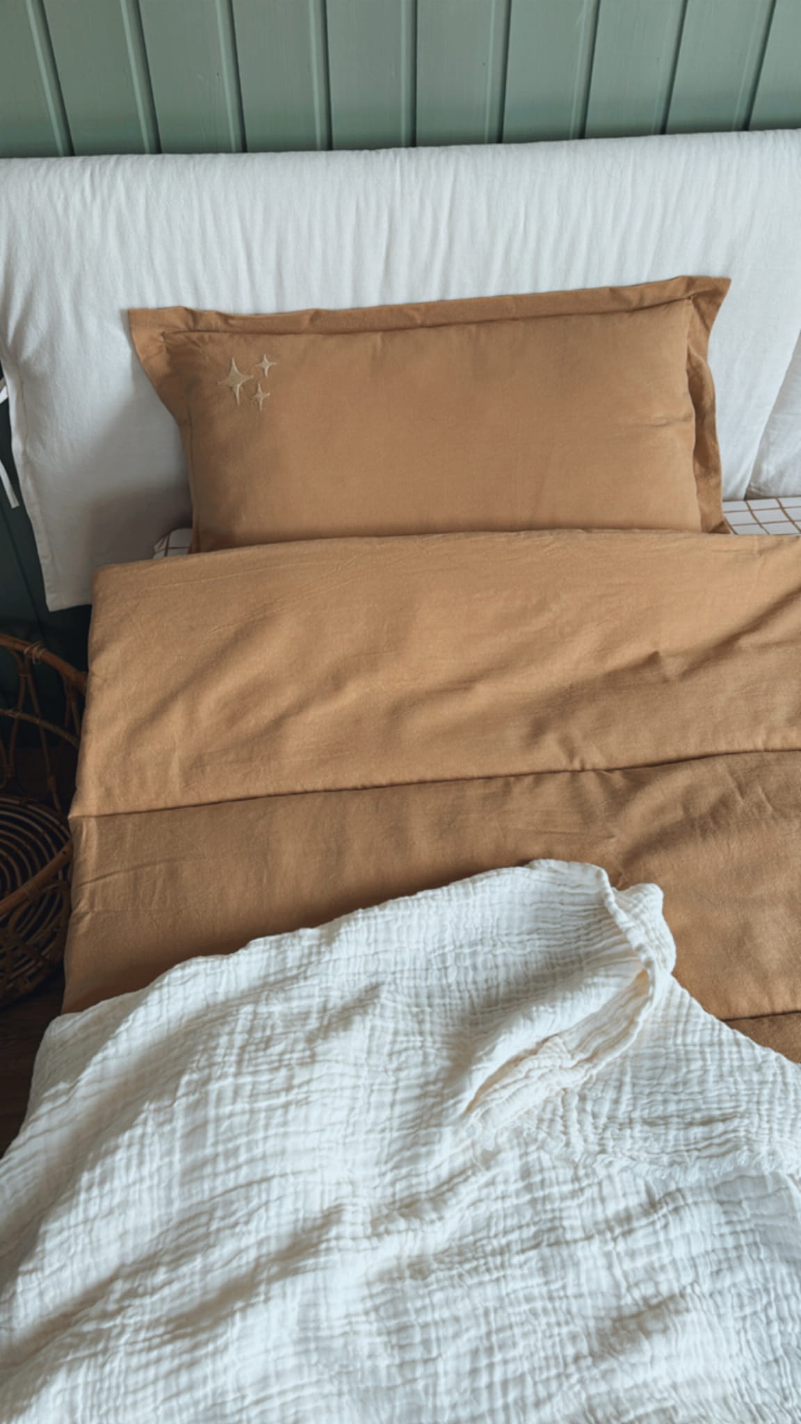Skalbtos medvilnės patalynės komplektas su užpildu "Žvaigždės" - camel spalva - Image 2