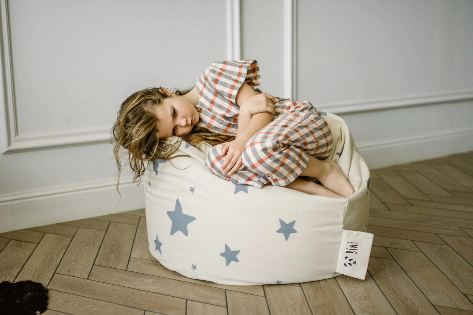 Dvipusis sėdmaišis su pilkomis žvaigždėmis