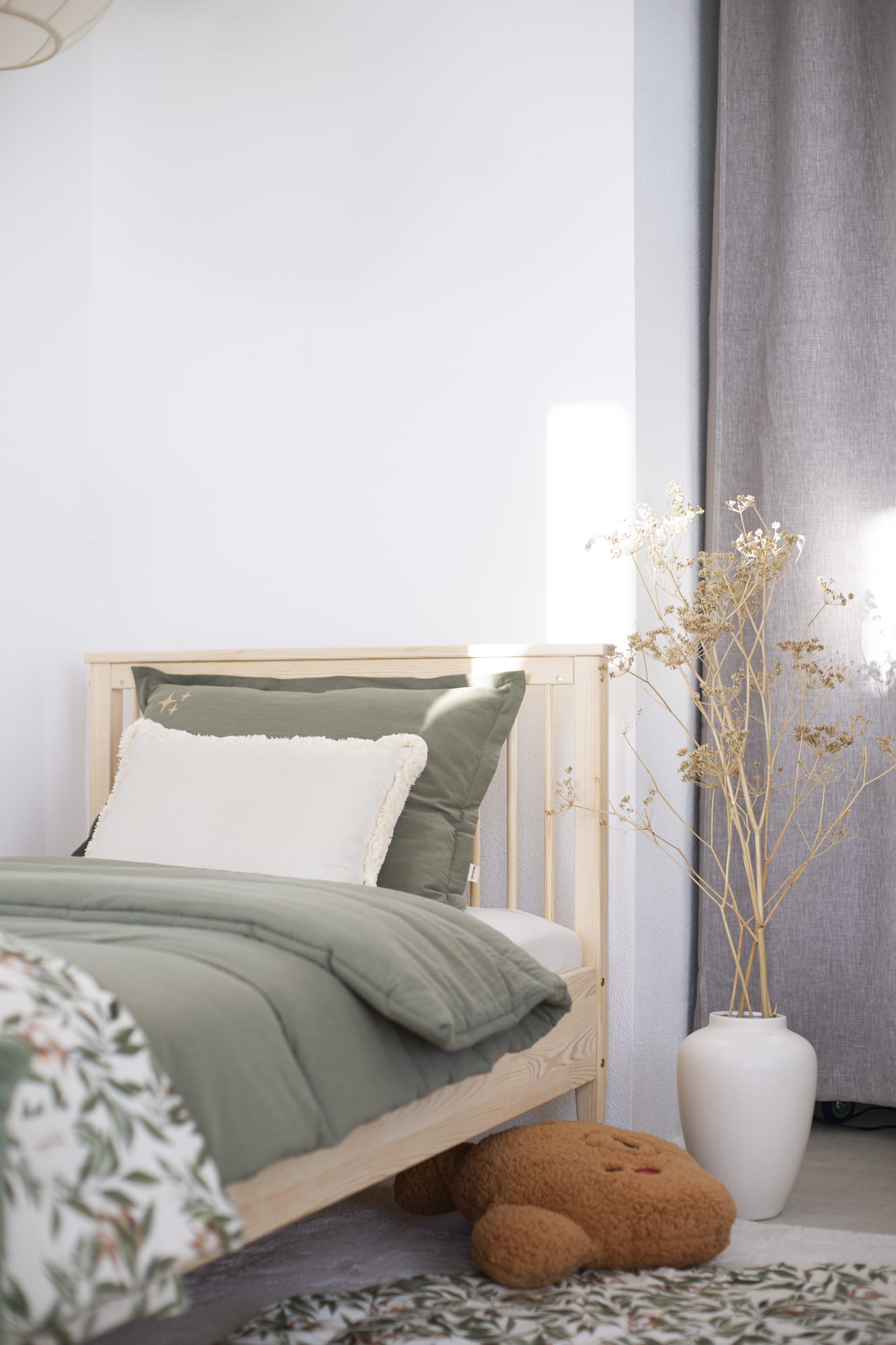 Skalbtos medvilnės patalynės komplektas su užpildu "Žvaigždės" - miško žalia - Image 3