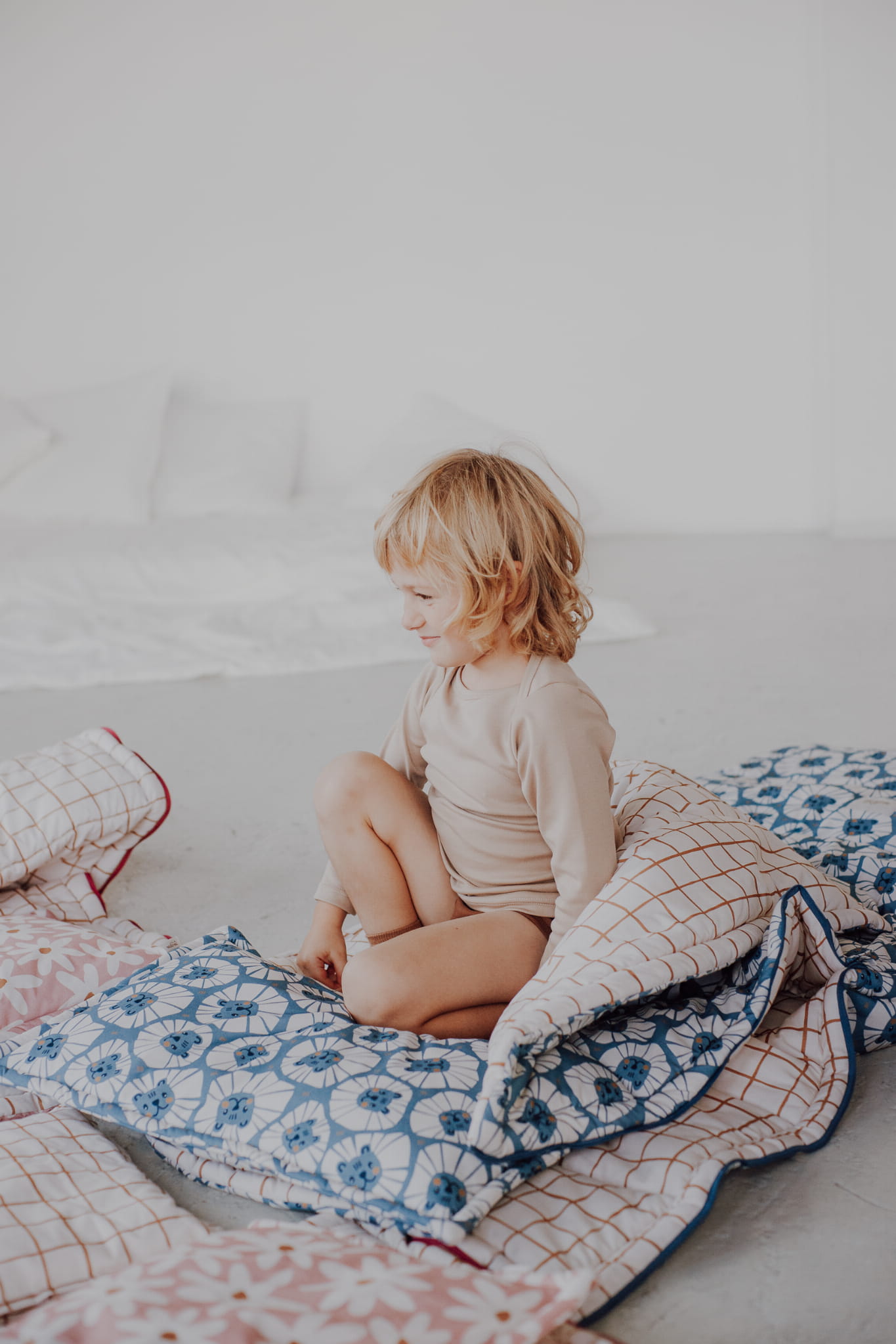 Miegmaišis su pagalve "Liūtai" - melsvai žalia - Image 2