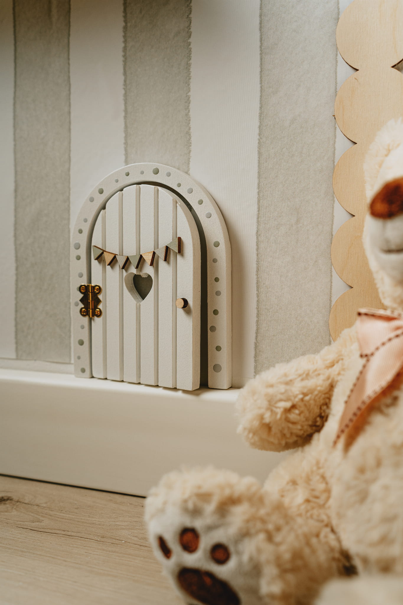 Medinis sienos dekoracijų rinkinys „Dantų fėjos durys“ - įvairių spalvų - Image 16