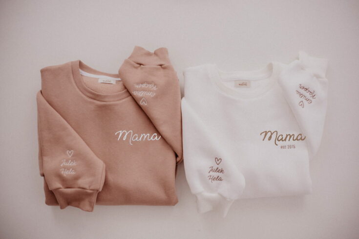 Personalizuotas megztinis Unisex - švelni kakavinė spalva - Image 2