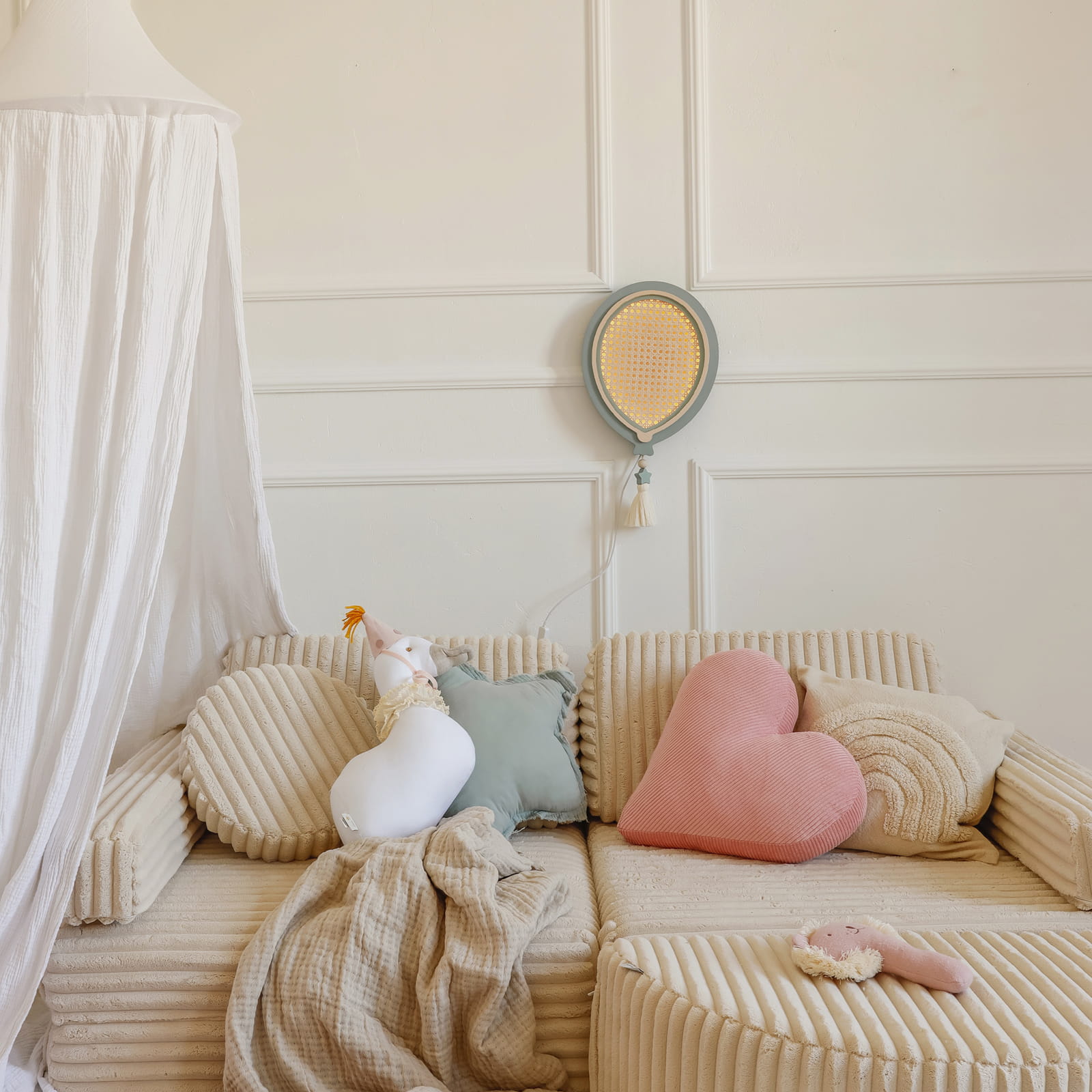 Medinis šviestuvas "Balloon" - šalavijų/avižų spalva - Image 10