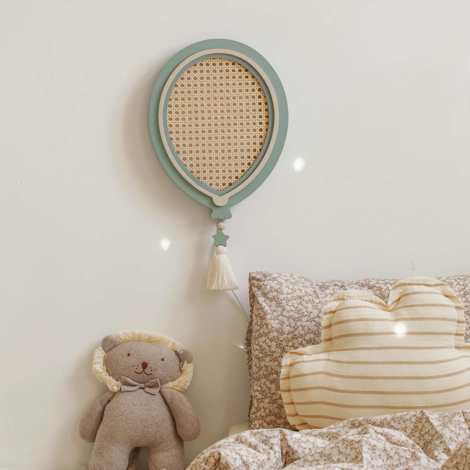 Medinis šviestuvas "Balloon" - šalavijų/avižų spalva - Image 5