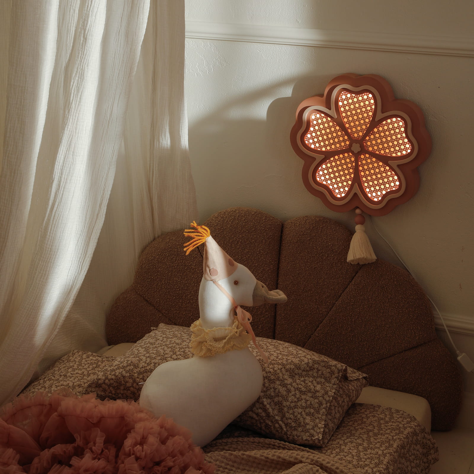 Medinis šviestuvas "Flower" - aviečių panna cotta/rožės spalva - Image 14