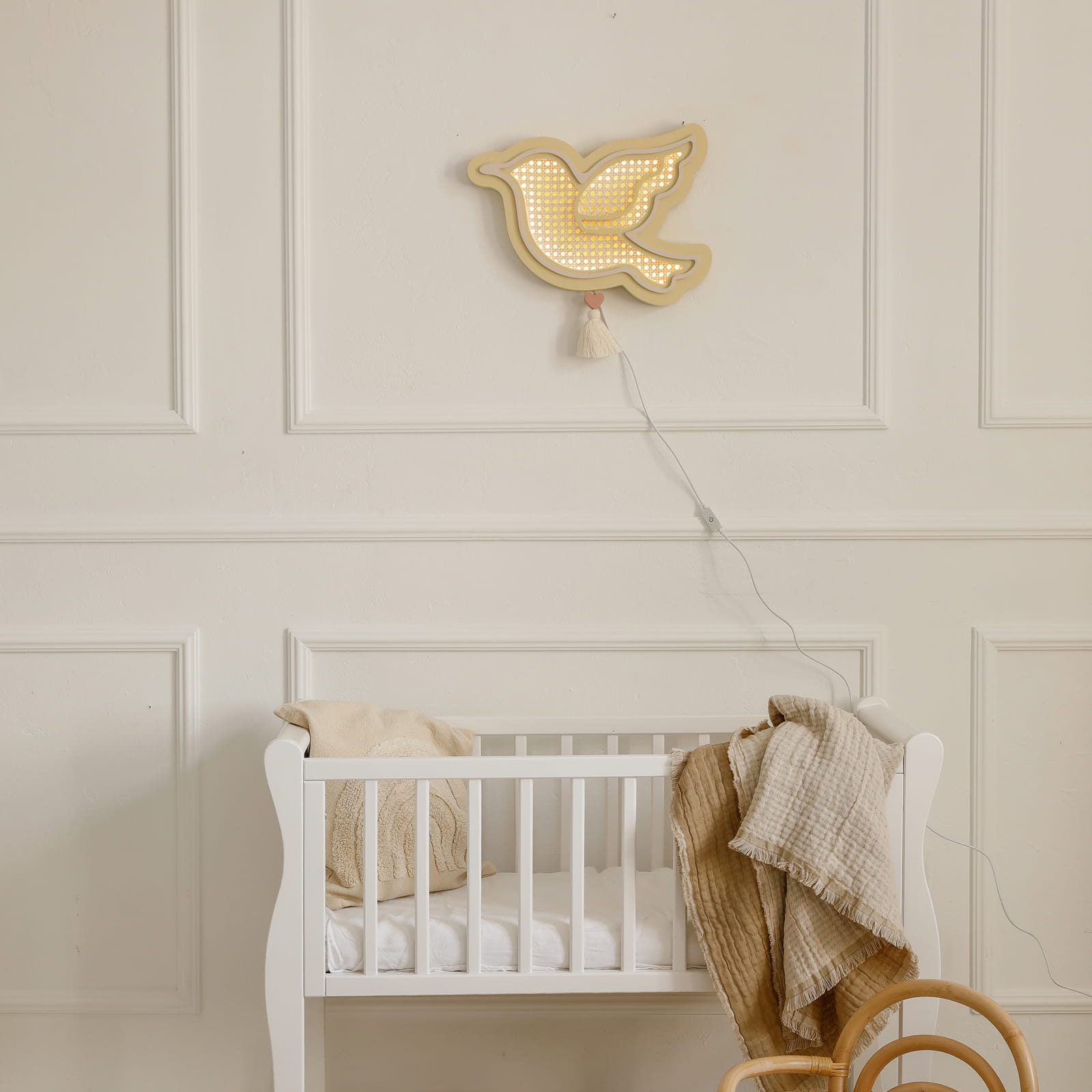 Medinis šviestuvas "Bird" - citrinų šerbeto/medvilnės spalva - Image 8