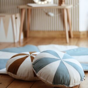 Lininė saldainio formos pagalvėlė „Blue Candy“