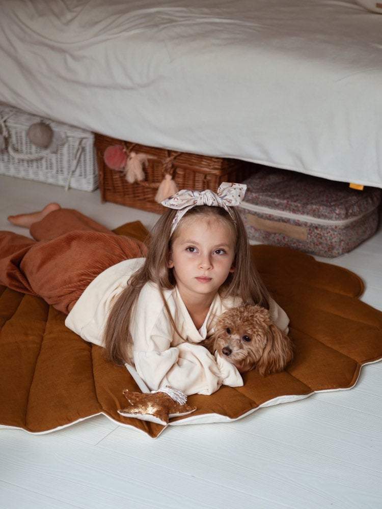 Lininis kriauklės formos kilimėlis „Caramel“ - Image 2