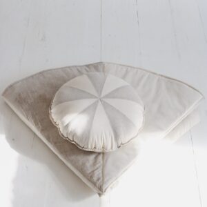 Lininė saldainio formos pagalvėlė „Cream Candy“