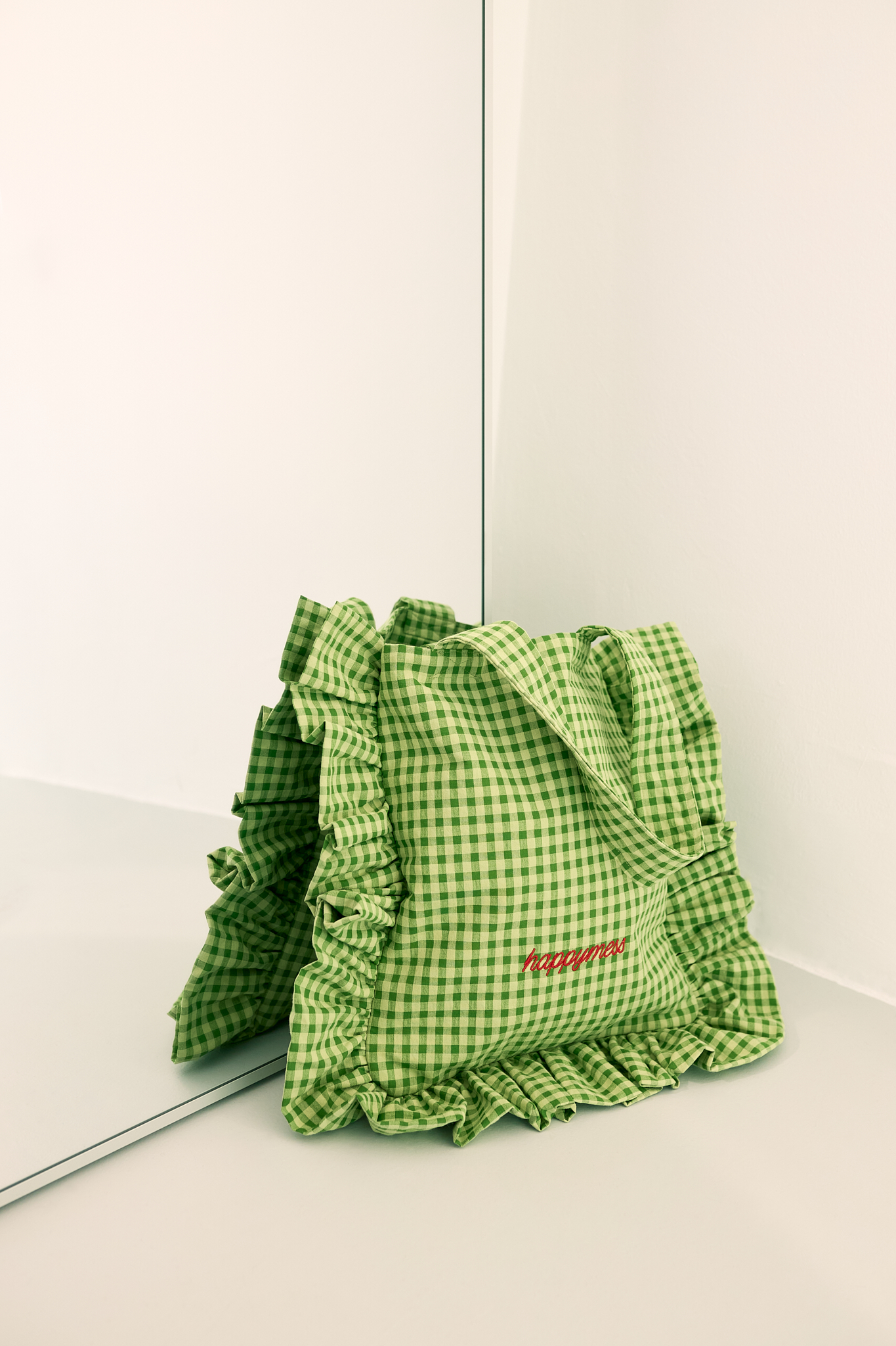 Rankinė su raukiniais „Matcha green“ - Image 2