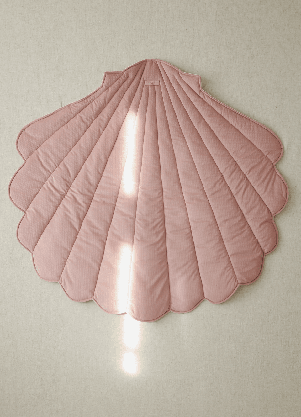 Aksominis kriauklės formos kilimėlis "Soft Pink"