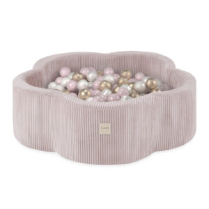 Sausas kamuoliukų baseinas PLUSH NEST „Floral Fun Zone“, 95×30 cm, šviesiai rožinis, iš premium veliūro, su 300 kamuoliukų: perlo, šviesiai rožinio perlo ir auksinės spalvos