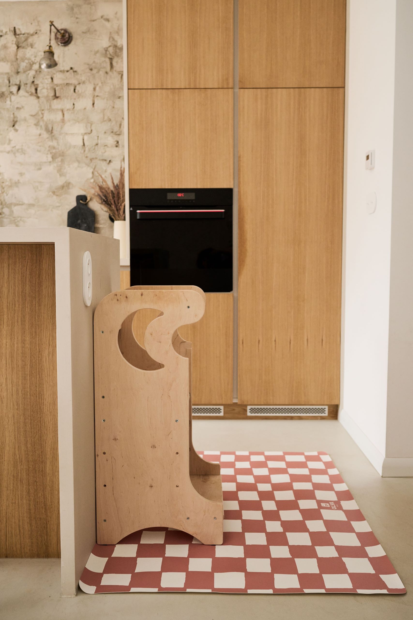 Apsauginis valgymo kilimėlis, neslystantis ir atsparus vandeniui – „Chess Terra“ - Image 2