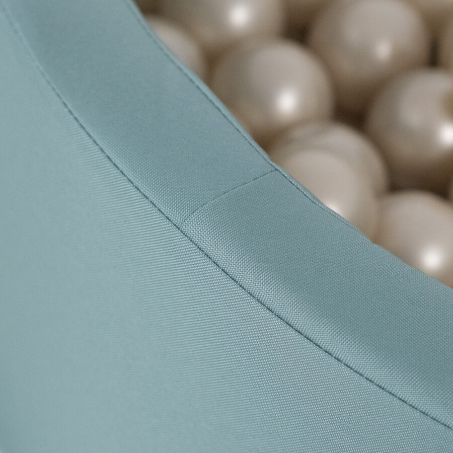 PLUSH NEST vandeniui atsparus vidaus/lauko kamuoliukų baseinas, 90×30 cm, žalias, su 200 kamuoliukų: perlo, perlo mėtinė, sidabrinė - Image 3